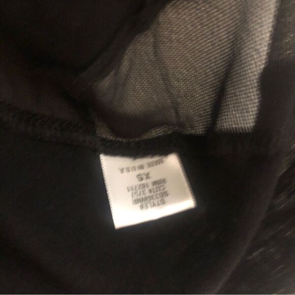 Harlowe & Graham Tank with sheer back panels - Picture 7 of 9